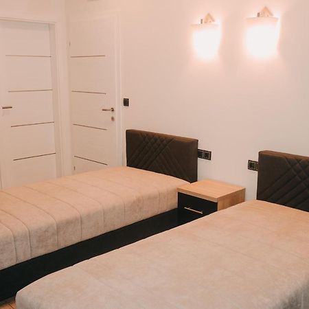 Prenociste & Restoran - Kasic Bed & Breakfast Brodarevo Exterior foto