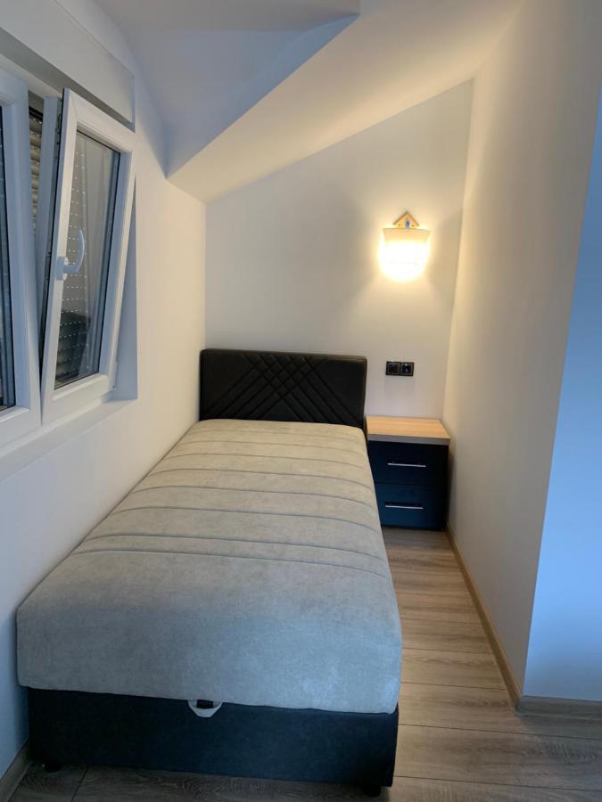 Prenociste & Restoran - Kasic Bed & Breakfast Brodarevo Exterior foto